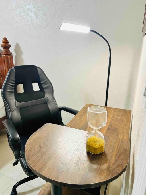 Apartment Pyramid + Free Parking&wifi/ 5%off Tampa