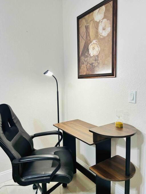 Pyramid + Free Parking&wifi/ 5%off * Tampa